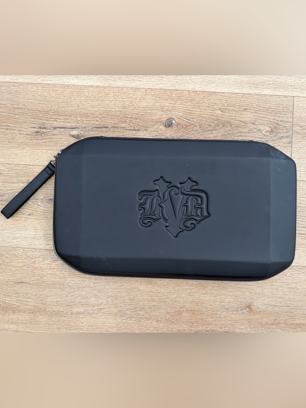 Kat Von D shade + Light obsession vault case only coffin monogram